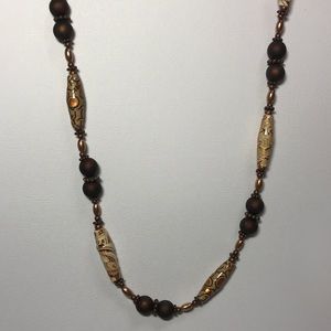 Paper bead necklace